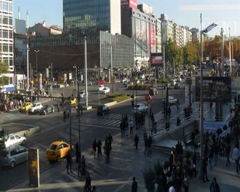Kızılay Meydanı&#39;nın İsmi &#34;15 Temmuz Kızılay Demokrasi Meydanı&#34; Olarak Değiştirilecek