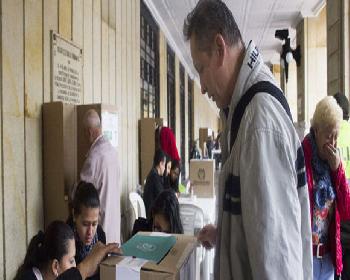 Kolombiyalılar Referandumda &#8216;hayır&#8217; Dedi