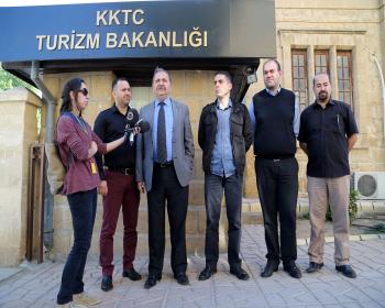 Ktams Eski Eserler Ve Müzeler Dairesi’Ne Yapılan Görevlendirmeyi Turizm Bakanlığı Önünde Protesto Etti