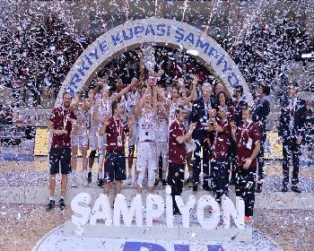 Kupa Canavarı Ydü 5. Kupayı Da Kazandı (86-79)