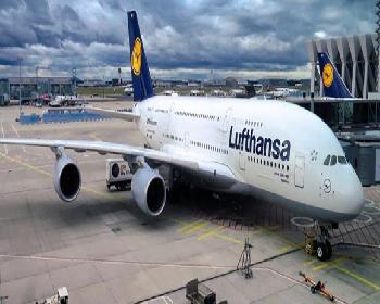 Lufthansa İş Bırakma Eylemi Nedeniyle 800 Uçuşunu İptal Etti