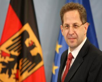 Maassen:&#34; Alman Kurumları Siber Saldırı Dalgasıyla Karşı Karşıya “