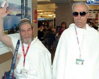 Mehmet Ali Ağca Umreye Gitti