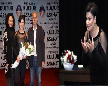Oyuncu Yazar İclal Aydın İskele’De Kadınlarla Buluştu