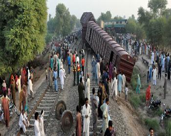 Pakistan’Da Tren Kazası