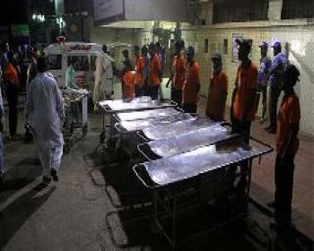 Pakistan&#39;da Patlama: 30 Ölü, 70 Yaralı