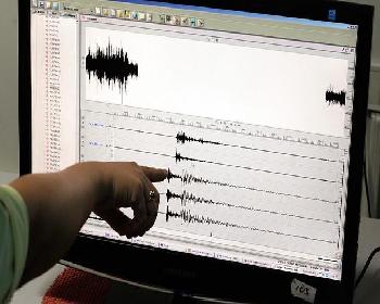 Peru&#8217;da 7,1 Büyüklüğünde Deprem