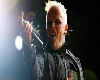 Prodigy&#8217;nin Solisti Keith Flint Yaşamını Yitirdi