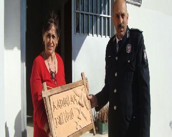 Sanatçı Cankat’Tan Anlamlı Bağış