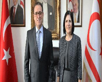 Siber, İstanbul Başkonsolosluğunu Ziyaret Etti