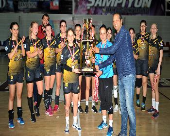 Süper Kupa Kraliçesi Daü