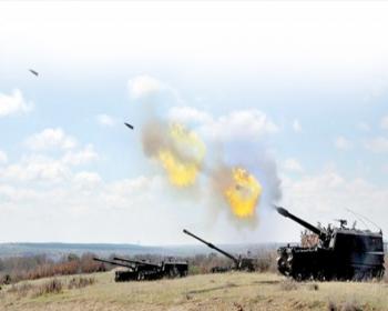Suriye&#39;de Halep&#39;in Batı Kırsalına Füze Saldırısı 