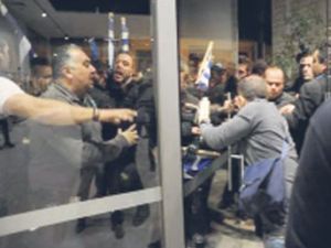 Talat a Saldırı Görevden Etti