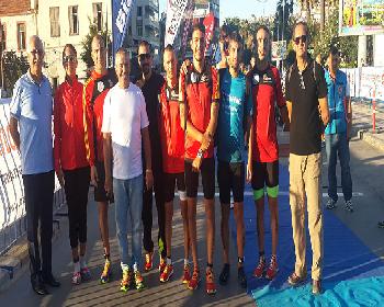 Triatloncularımız Kürsüde