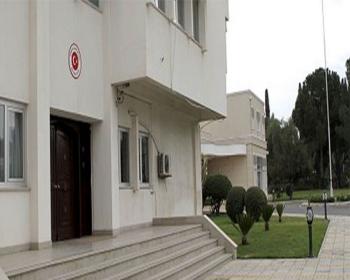 Türkiye’Nin Lefkoşa Büyükelçiliği, Surlariçi’Ndeki Darp Olayını Kınadı