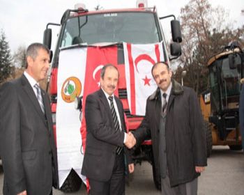 Türkiye den 3 araç hibesi