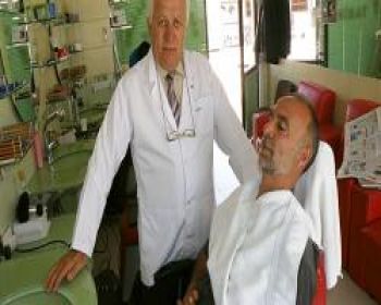 Traş bıçaklarıyla meclise yürüyecekler