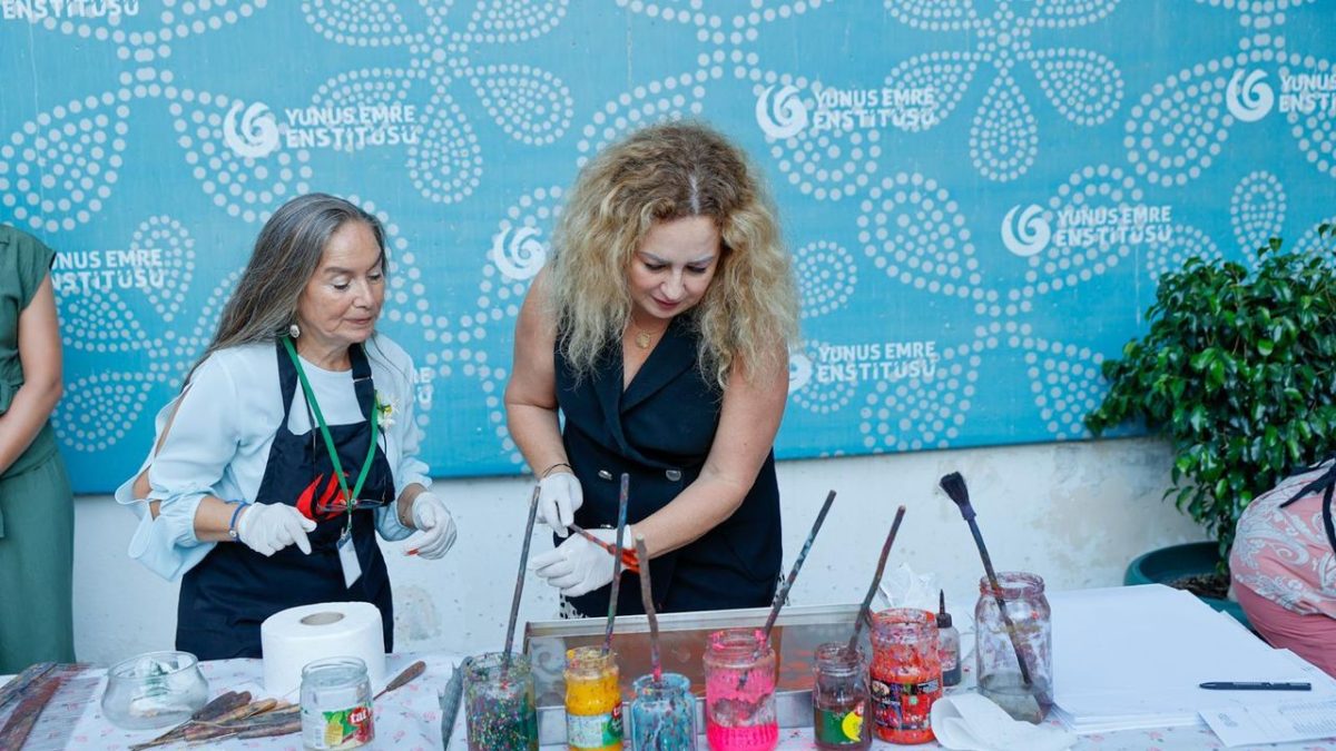 Sibel Tatar, Ömür Boyu Sanat etkinliklerine katıldı