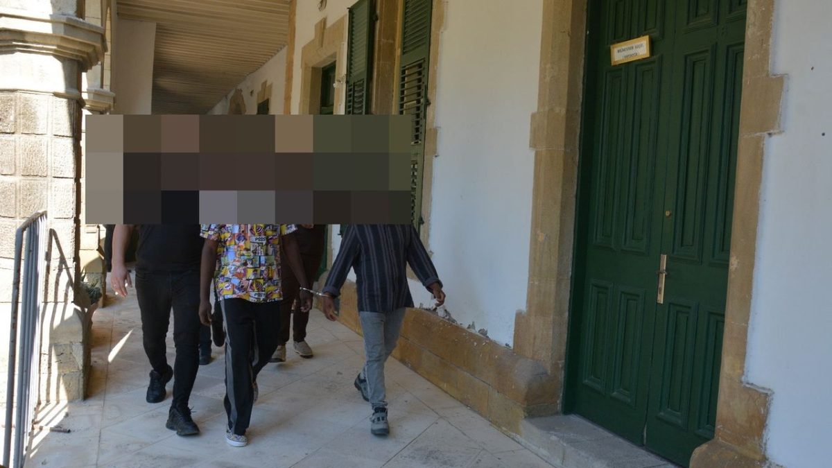 En Uzunu 1428 Gün: İzinsiz İkamet Eden 5 Kişi Mahkemede