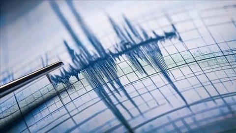 Marmara Denizi'nde 5 büyüklüğünde deprem
