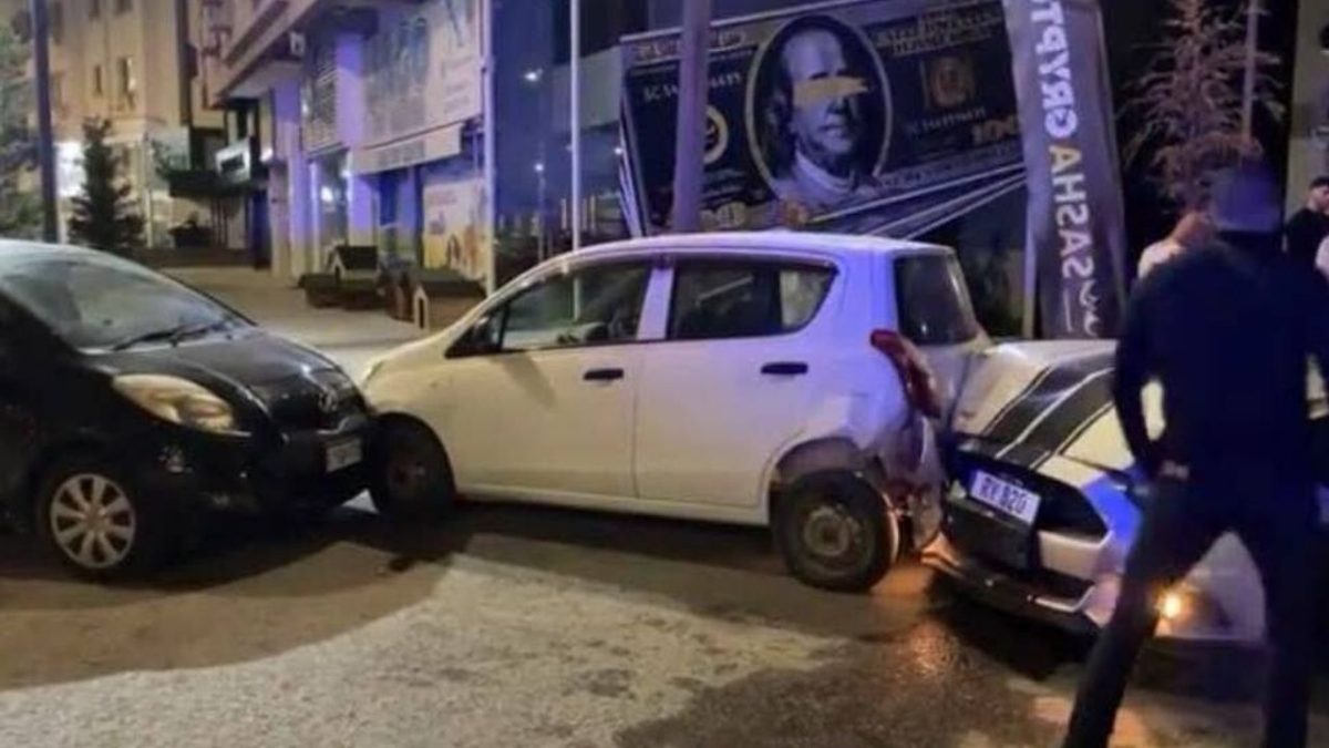 Park halindeki araçlara çarpan Mehmet Özdemir hayatını kaybetti