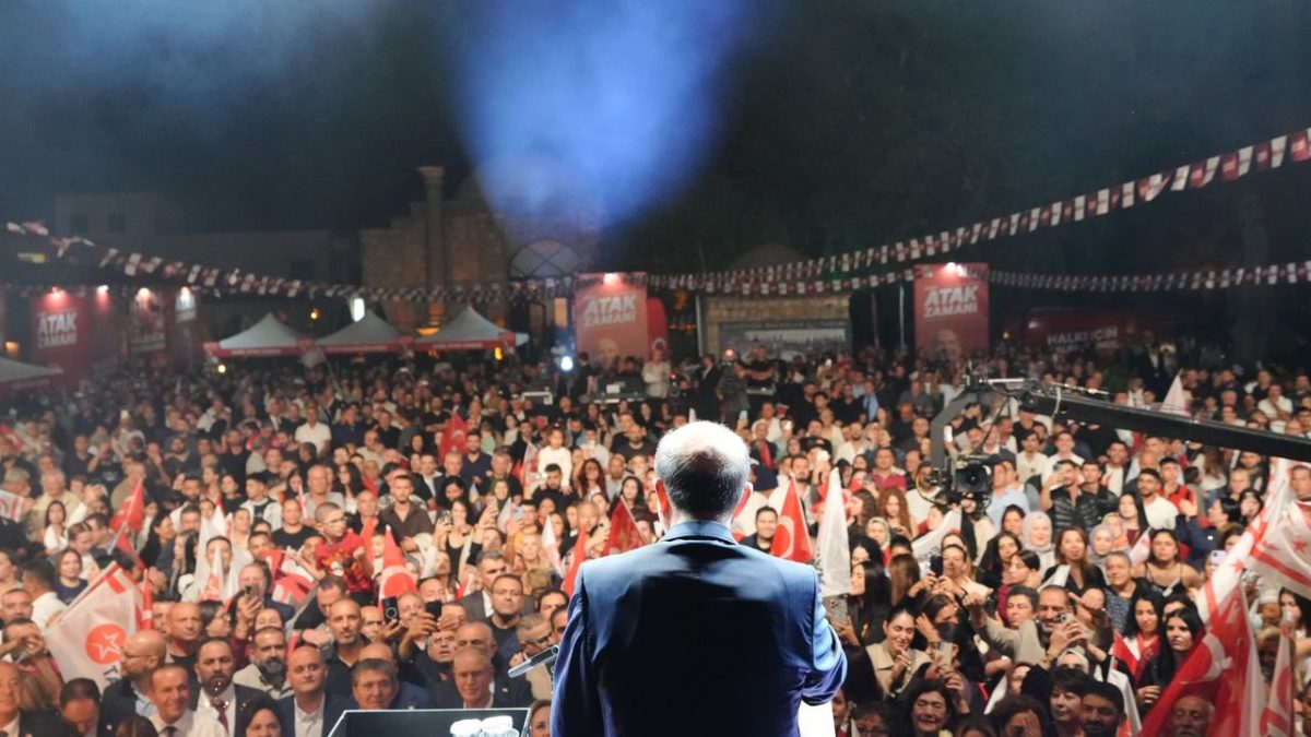 Tatar Mağusa mitinginde konuştu: “Halkımız yalan tufanına inanmaz”