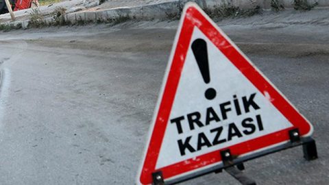 Trafik kazalarında 3 kişi yaralandı, 2 kişi tutuklandı