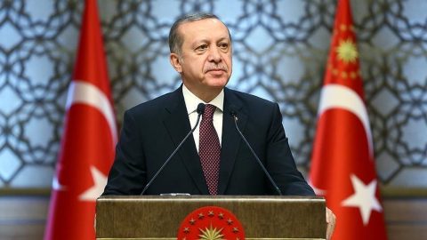 Türkiye Cumhurbaşkanı Erdoğan, Cumhurbaşkanı seçilen Erhürman’ı tebrik etti