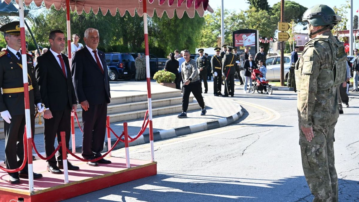 KKTC'nin 42. kuruluş yıldönümü Güzelyurt'ta kutlandı