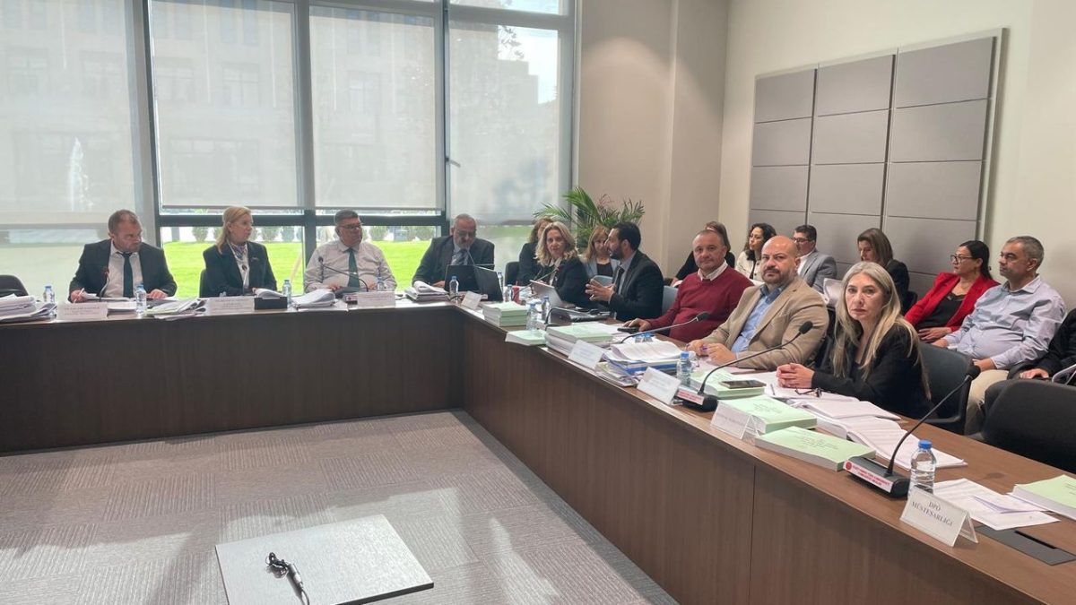 Maliye Bakanlığı bütçesi komitede oy çokluğuyla kabul edildi…