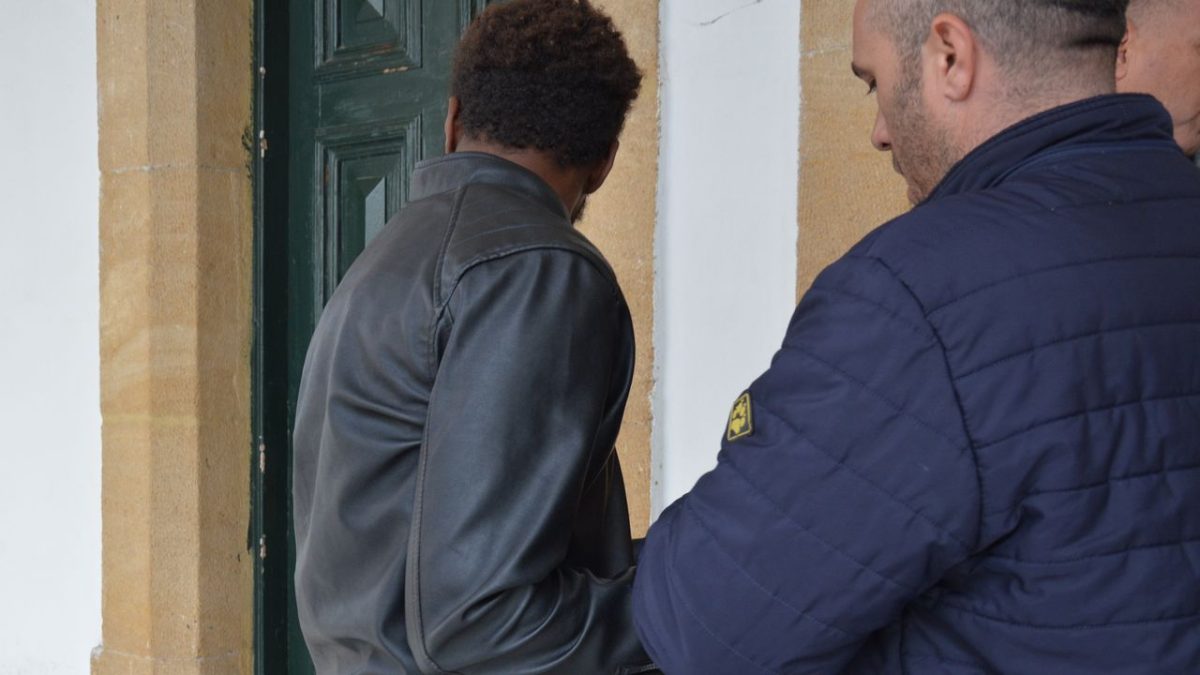 Ülkesine Gitmek İçin Yardım İstedi, Muhaceret Kontrolünde Yakalandı