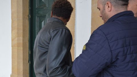 Ülkesine Gitmek İçin Yardım İstedi, Muhaceret Kontrolünde Yakalandı