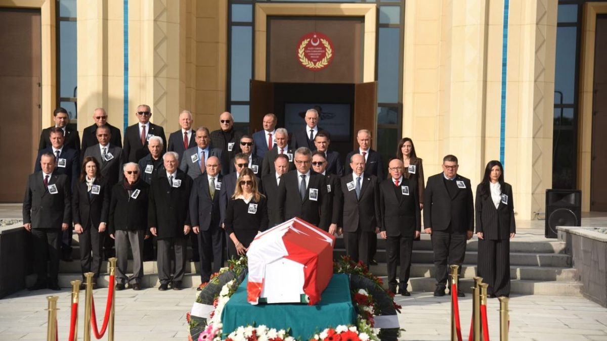 Kenan Atakol için Cumhuriyet Meclisi’nde tören düzenlendi