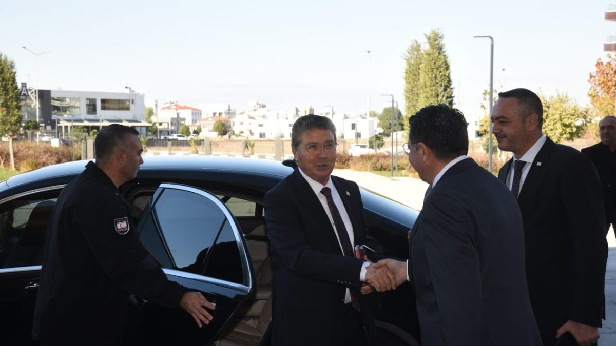 Cumhurbaşkanlığında Siyasi Partiler Konseyi toplantısı başladı