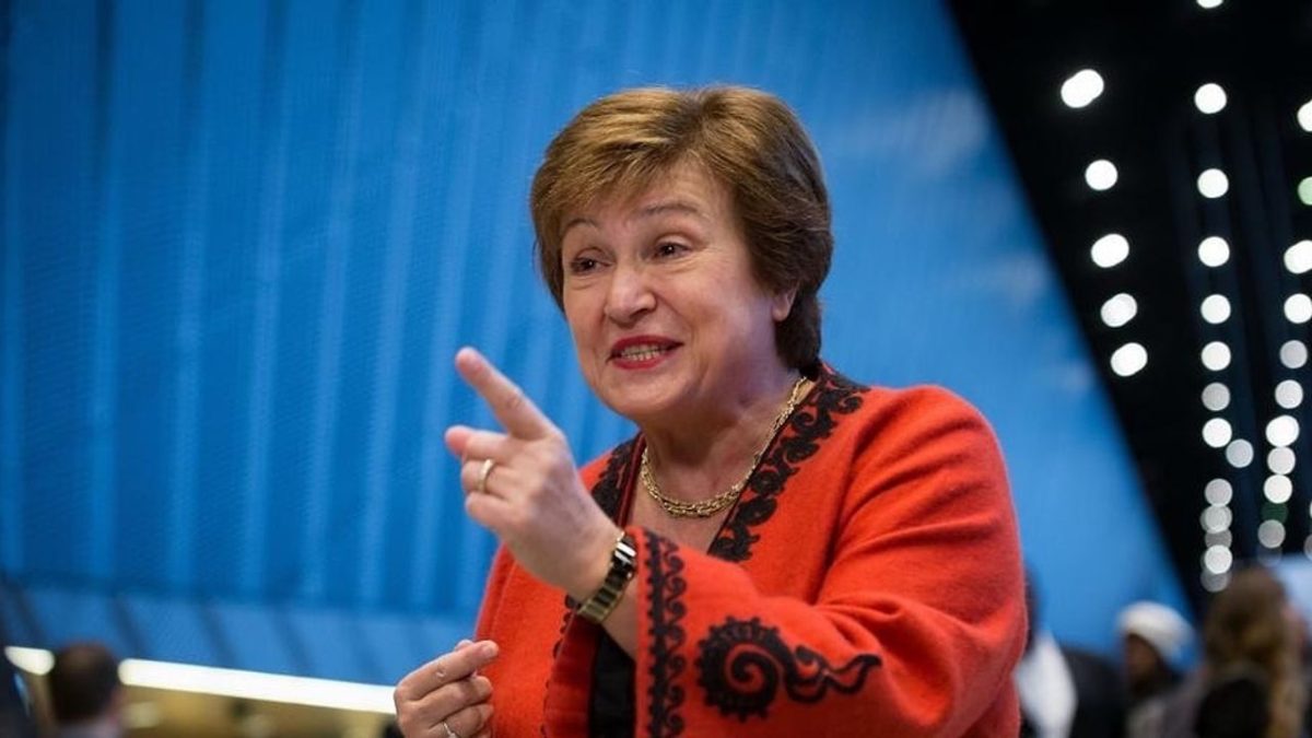 Yapay Zeka Yüzünden Orta Sınıf Sıkıntıya Girecek