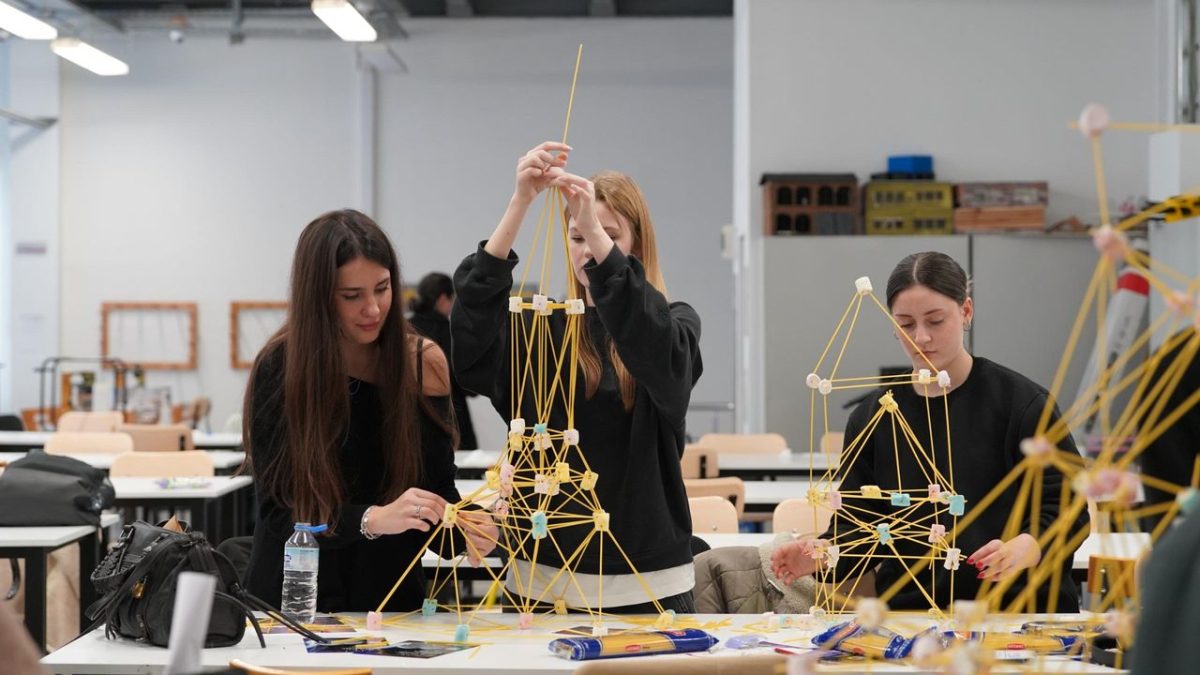 ARUCAD, lise öğrencilerine yönelik atölyeler haftası düzenledi