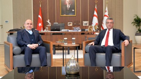 Erhürman, TC Lefkoşa Büyükelçisi Başçeri’yi kabul etti