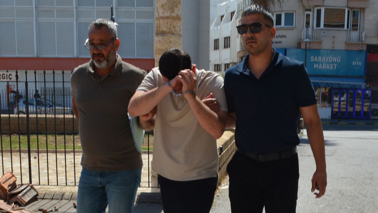 İşvereninin kendisine komplo kurduğunu iddia etti