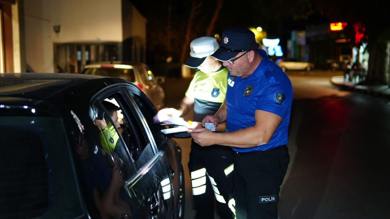 Polis’ten Üç Bölgede Eş Zamanlı Denetim