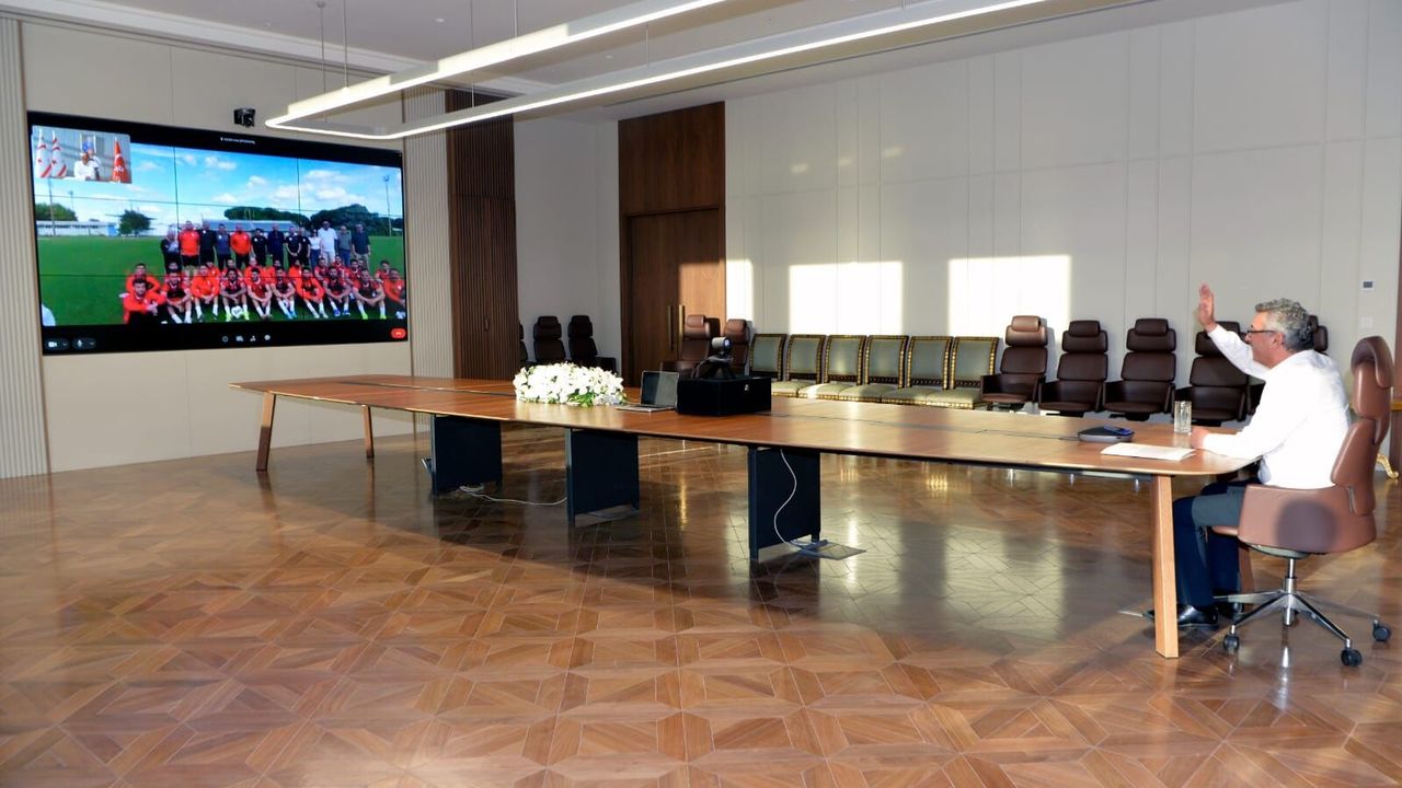 Erhürman’dan Millilere final öncesi destek