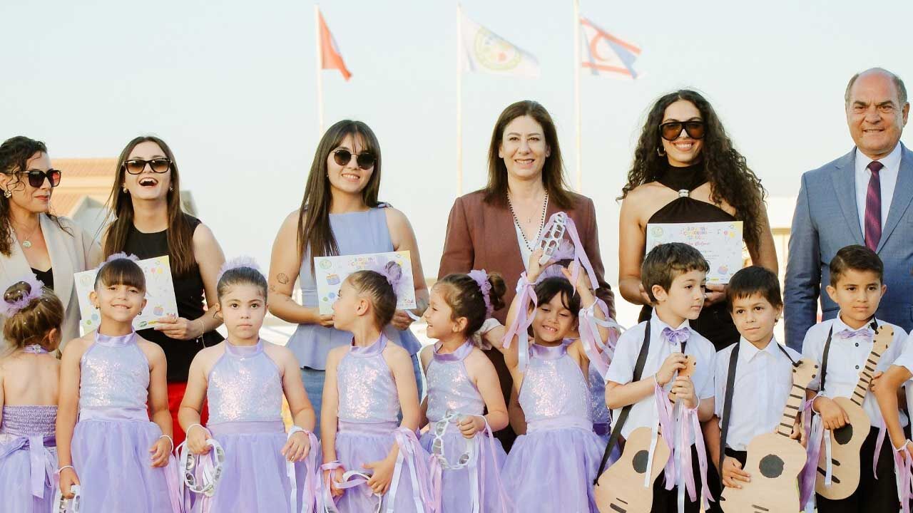İncirli: Görevimiz gençlerimizin kendi memleketlerine güvenle döneceği bir düzen kurmaktır
