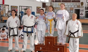 Taekwondoda kulüpler yarıştı