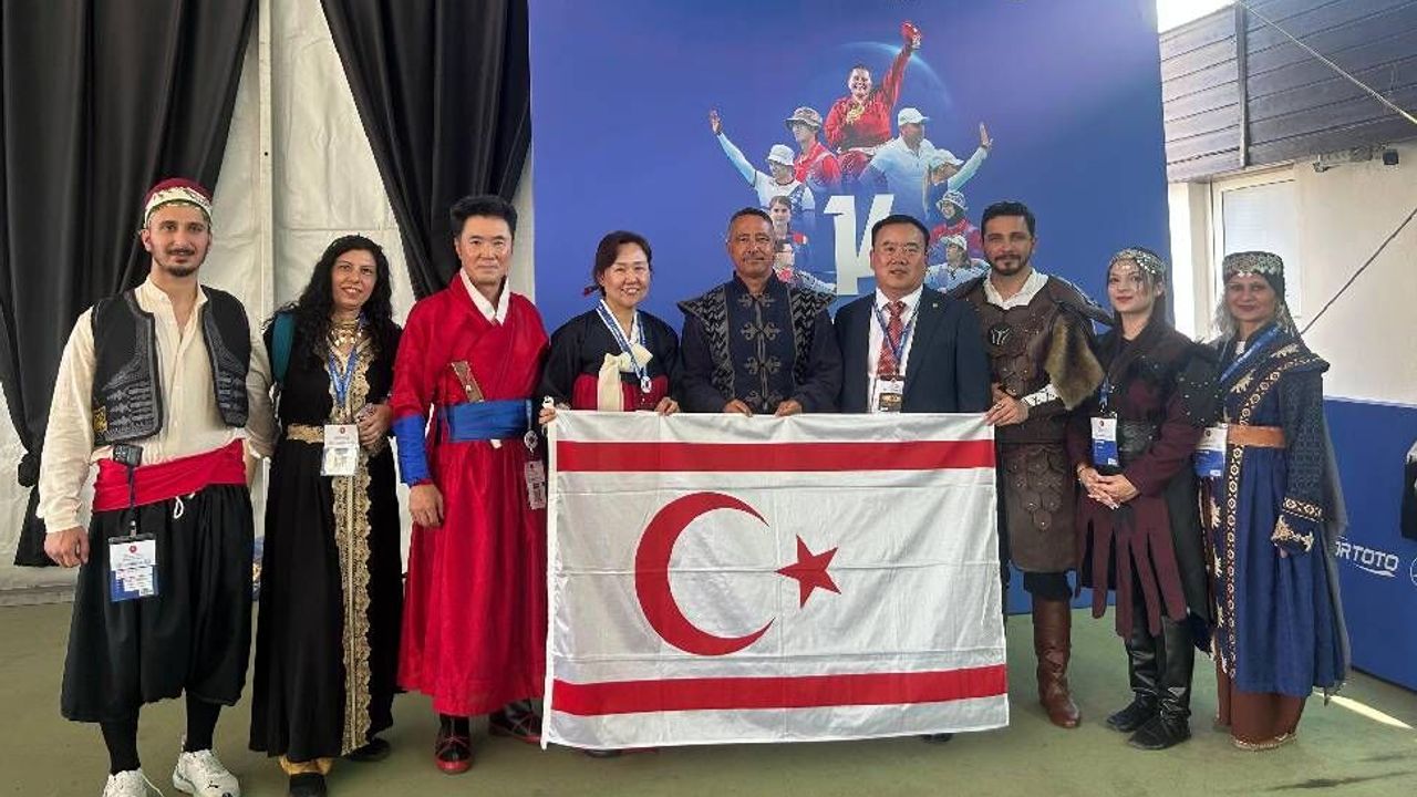 Geleneksel okçular İstanbul’da KKTC’yi temsil etti