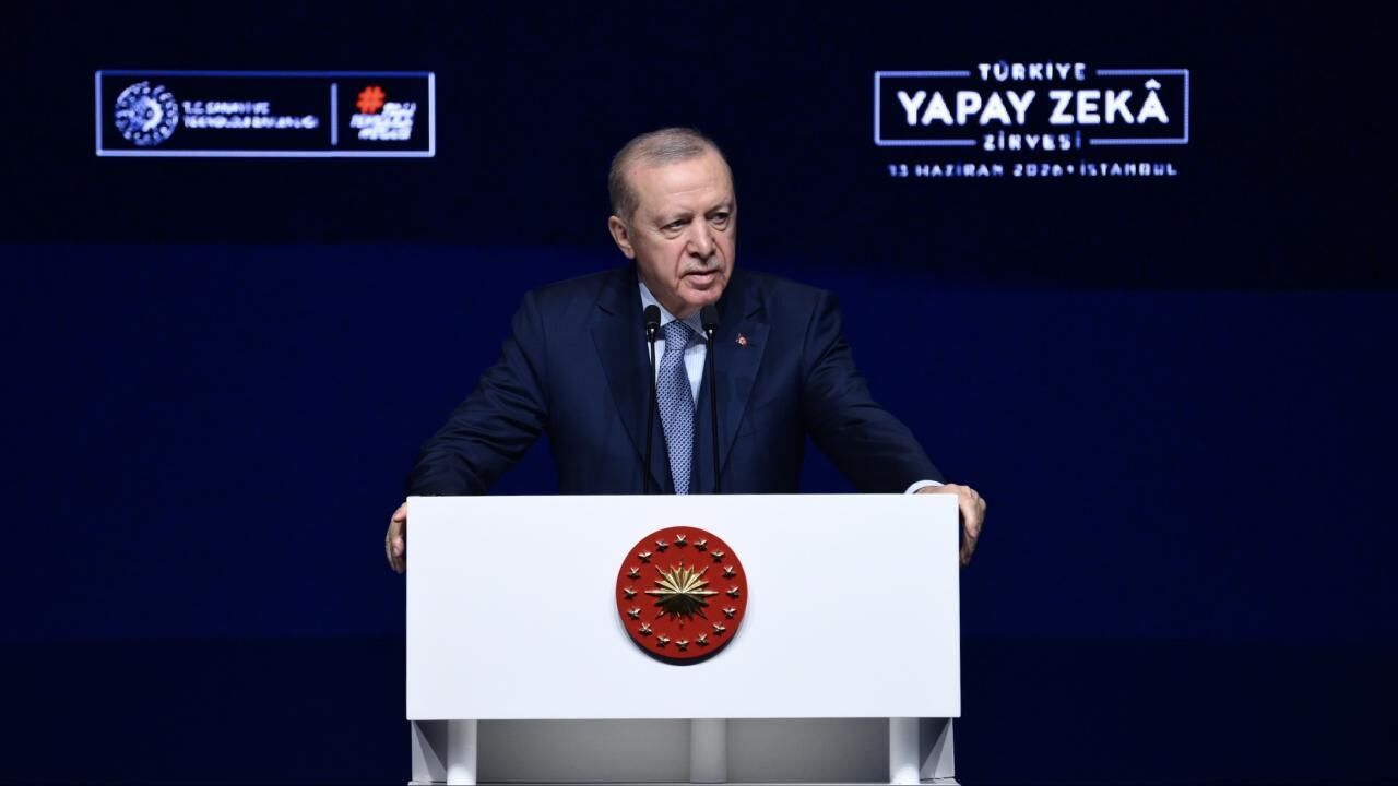 Erdoğan: Türkiye'yi yapay zekâ çağının öncü ülkeleri arasına taşıyacağız