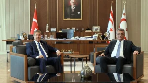 Cumhurbaşkanı Tufan Erhürman, Başbakan Ünal Üstel’i kabul ederek görüştü