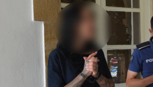 Eski erkek arkadaşına ait görüntüleri karısına gönderen zanlı cezaevine gönderildi
