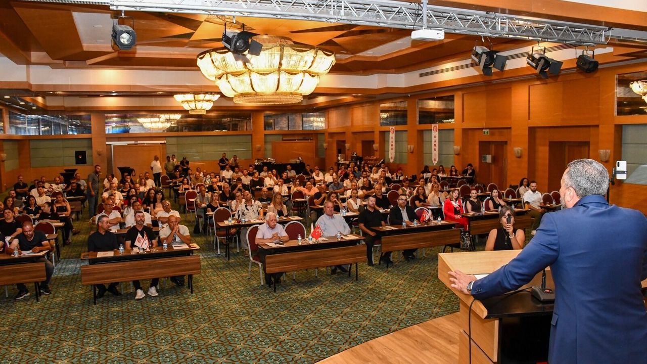 “TİS Yasası ve Uygulamaları” panel dizisinin üçüncüsü Gazimağusa’da yapıldı