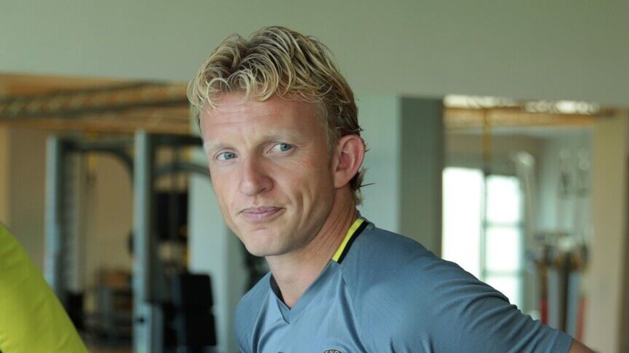Dirk Kuyt, 11 yıl sonra Fenerbahçe'ye yardımcı antrenör olarak döndü