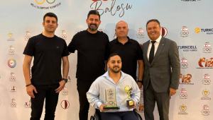 KKTC Vakıflar Tekerlekli Sandalye Basketbol Takımı’na Milli Olimpiyat Komitesi Özel Ödülü
