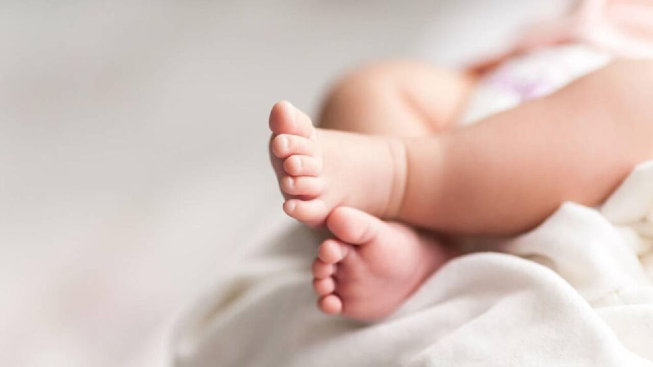 Yer Güney Kıbrıs... 2 yıl önce ölen bebeğin cenazesi hala morgda tutuluyor
